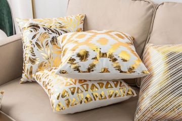 Picture of GOLD COLLECTION Bronzing Gold Fabric Pillow with Inner Assorted (45x45cm)