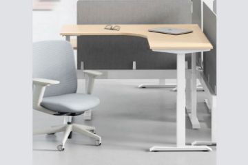 Picture of UP1 150/160 L-SHAPE Adjustable Height Standing Desk (Oak Top White Base)