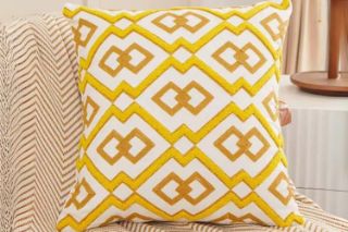 Picture of GEOMETRIC Pattern Towel Embroidered Cushion with Inner (45cmx45cm)- Yellow Square frame