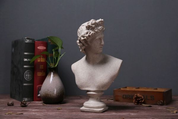 Picture of 374-001 Classic Greek Bust Sculpture Ornaments Character Figure Resin Sculpture (18cmx32cm)