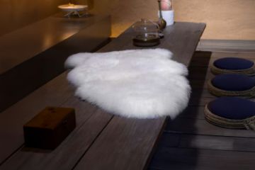 Picture of 388-004 Natural Long Wool Sheepskin Rug - (105x60cm)