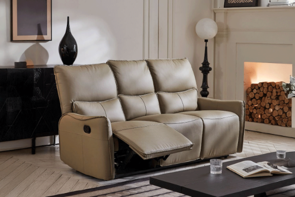 Picture of  [FLOOR MODEL CLEARANCE]  NICOLE 3 Seat Recliner Sofa (3RR)Genuine Leather Manual 