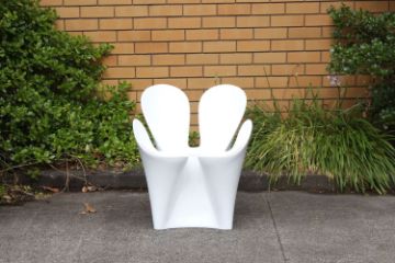 Picture of [FLOOR MODEL CLEARANCE] REPLICA CLOVER Chair (Fiber Glass) - White