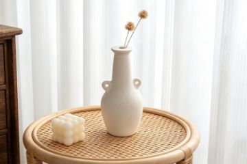 Picture of PUTRA H32 Terracotta Vase M (32cmx15cm)