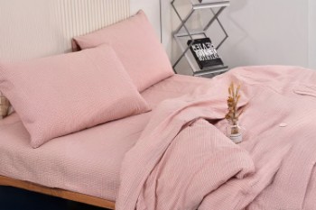 Picture for manufacturer PLAYA 4-Piece Bedding Collection