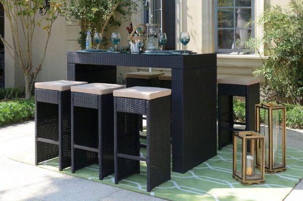 Picture of [FLOOR MODEL CLEARANCE]  TOLARS 7PC Outdoor Bar Set